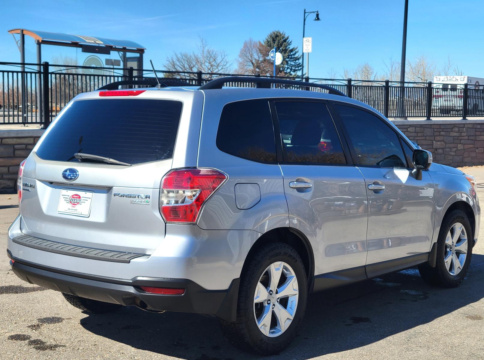 2015 Silver /Black Subaru Forester Premium (JF2SJADC3FH) with an 2.5L H4 engine, Automatic transmission, located at 450 N Russell, Missoula, MT, 59801, (406) 543-6600, 46.874496, -114.017433 - Photo #5
